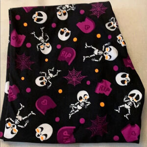New! Women’s Lularoe Skeleton 💀 Halloween leggings OS